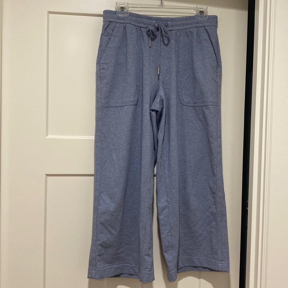 Athleta Farallon Heathered Wide Crop